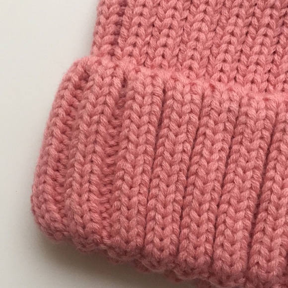 NWT Pink Toque - Faux Fur Pom Pom - Picture 2 of 7